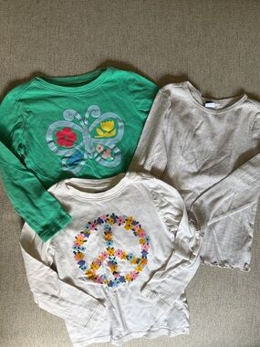 Kids Long-Sleeve Tops - Green Butterfly & Cream Floral Peace Designs